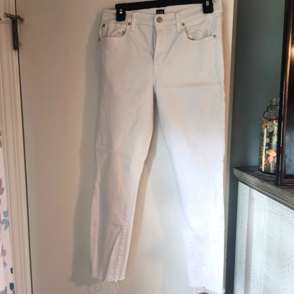 GAP frayed bottom skinny jeans size 10